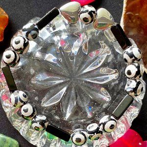 Black Onyx precious stones with 2 silver in color HEART Bracelet